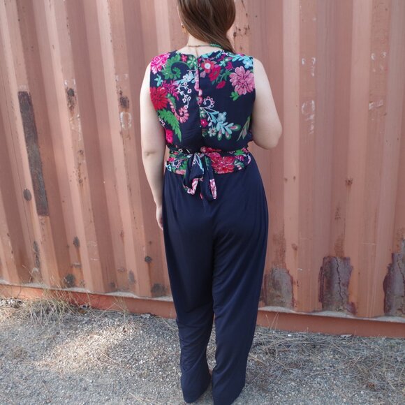 Cute Plus Size Jumper By Enfocus Studio - Picture 5 of 11